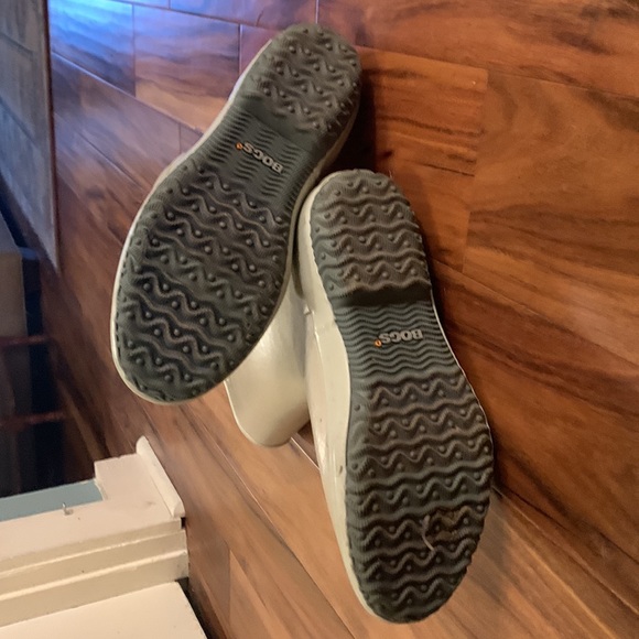 Bogs women’s boots silver - Picture 7 of 10